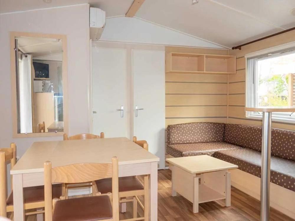 Camping Pleine Mer Hotel Vias Ruang foto